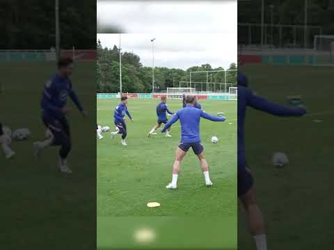 You don't want to be in the middle of this rondo 😂  #shorts