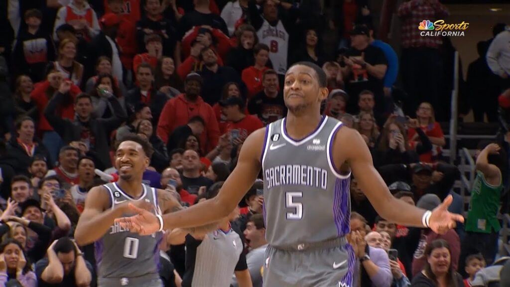 De'Aaron Fox hits game winner vs Chicago Bulls and says "I'm f**king nice"