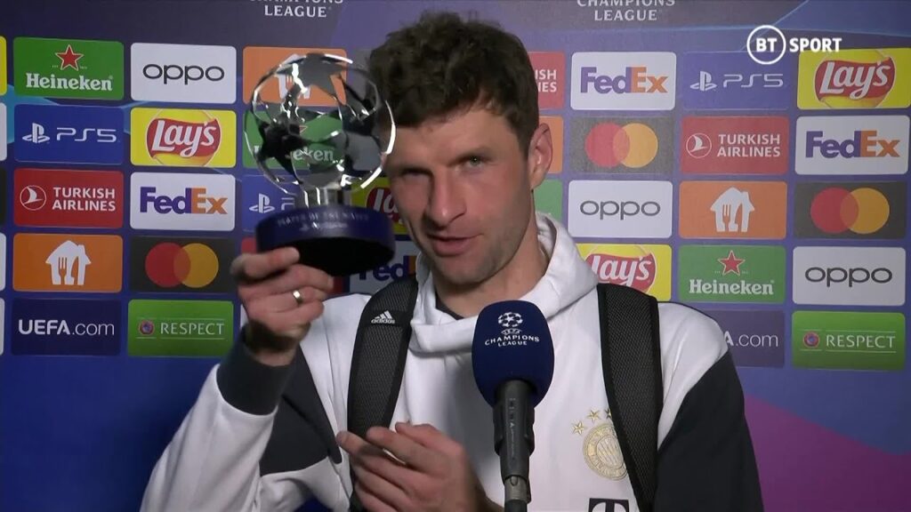 Thomas Müller at it again! Bayern star delivers entertaining interview after aggregate win vs PSG 😂