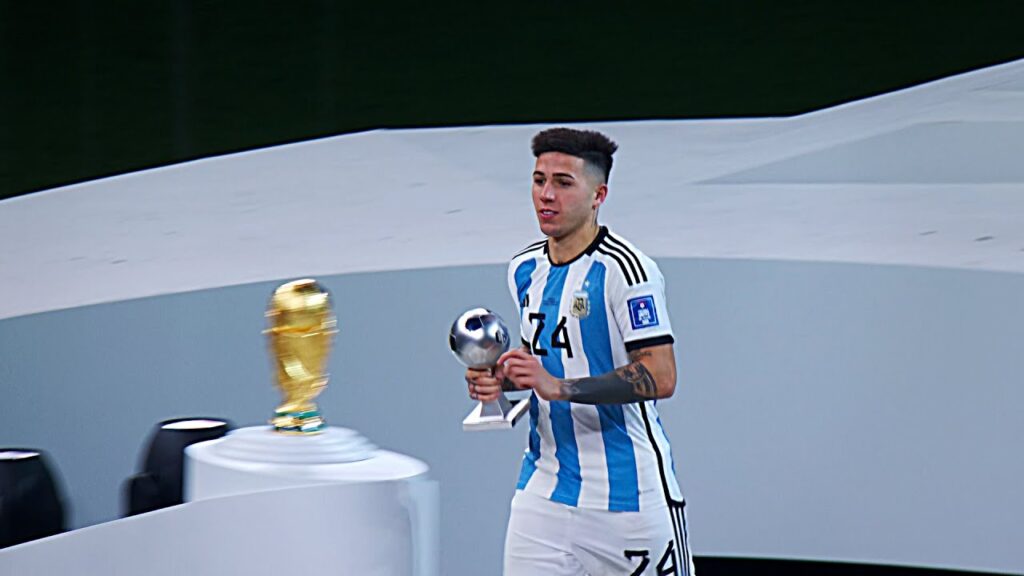 Enzo Fernández Bossing The Midfield vs France (UHD 4K World Cup Final 2022)