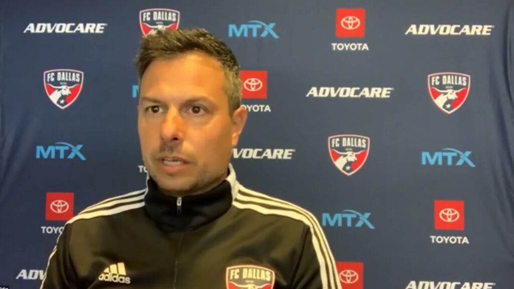 Nico Estevez on Jesus Ferreira