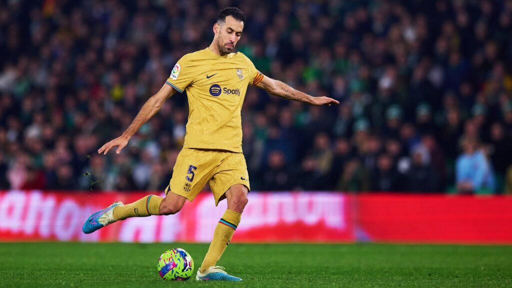 Is There Anyone Smarter Than Sergio Busquets?