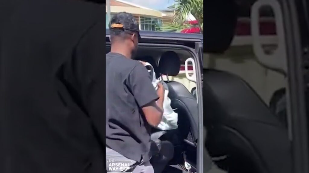 THE OCTOPUS! 🐙| Arsenal Star Thomas Partey Arrives For Ghana Duty @GhanaBlackstars✈️ #Shorts