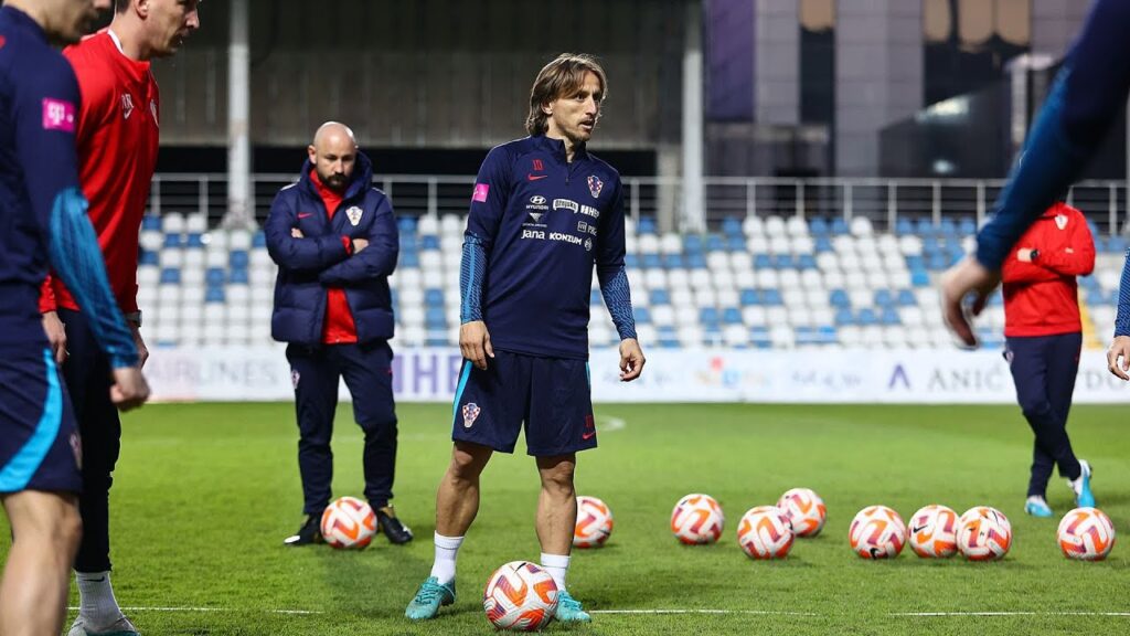 Treninzima se jučer pridružio i Luka Modrić, nakon što je nekoliko dana samostalno trenirao