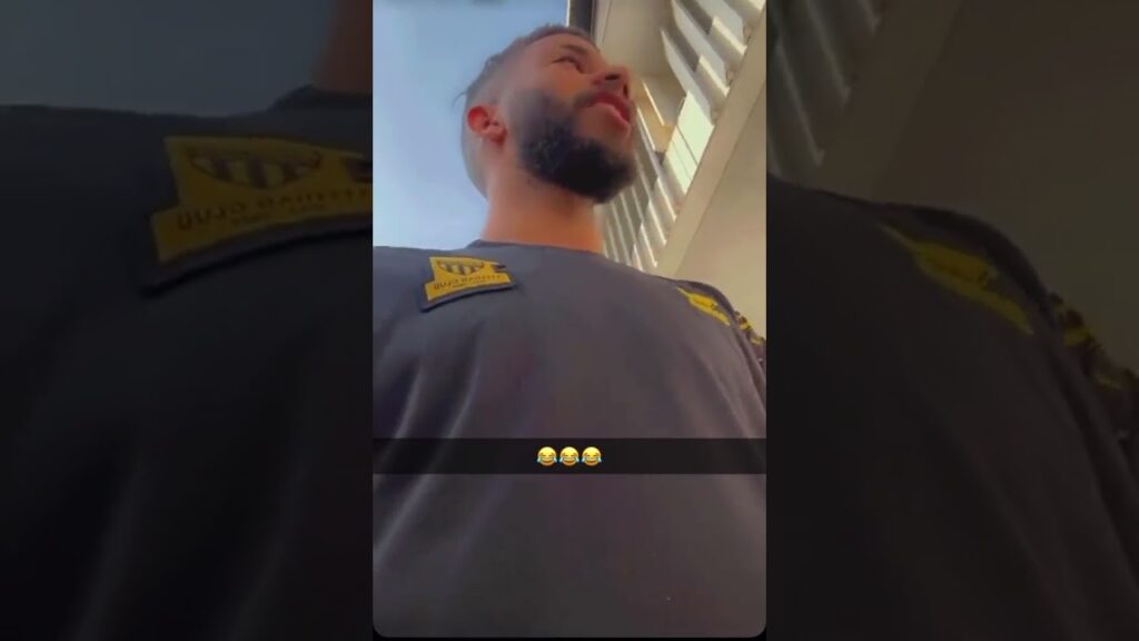 ‏عبدالرحمن العبود مع ابو عطية 🤣