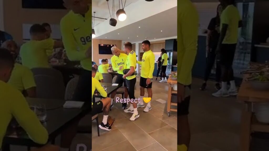 Cristian Romero and Richarlison first meeting as teammates.