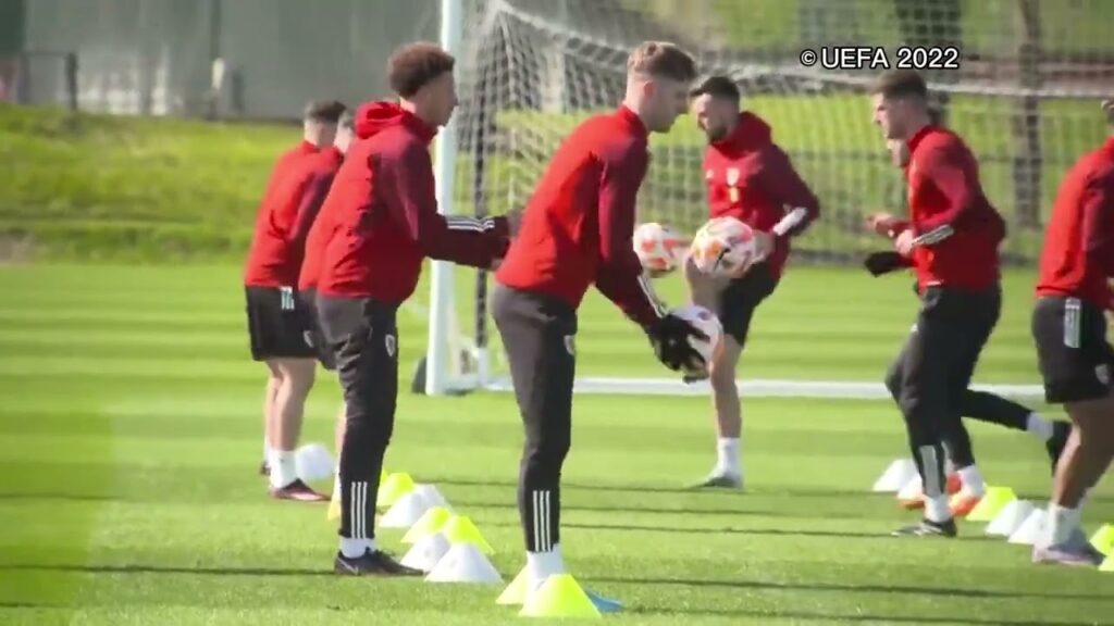 Wales train ahead of Croatia Euro 2024 qualifier｜Aaron Ramsey
