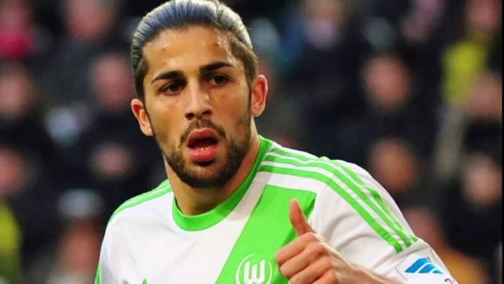 Ricardo Rodriguez verlängert beim VfL Wolfsburg Ricardo Rodriguez verlängert beim VfL Wolfsburg