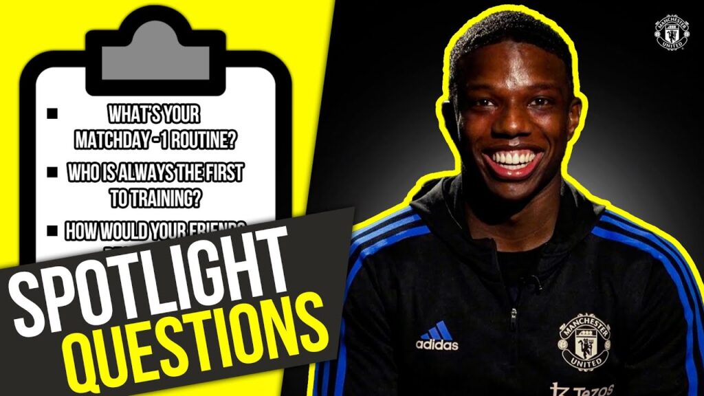What's Your Matchday -1 Routine? 🤔 | Tyrell Malacia | Spotlight Questions 💬