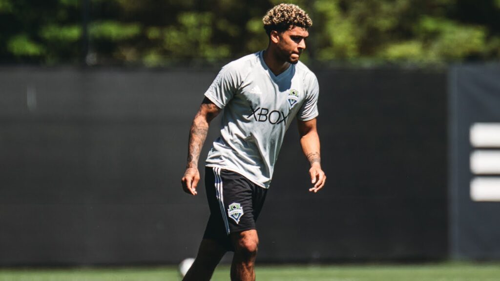 Interview: DeAndre Yedlin on the Sounders winning MLS Cup