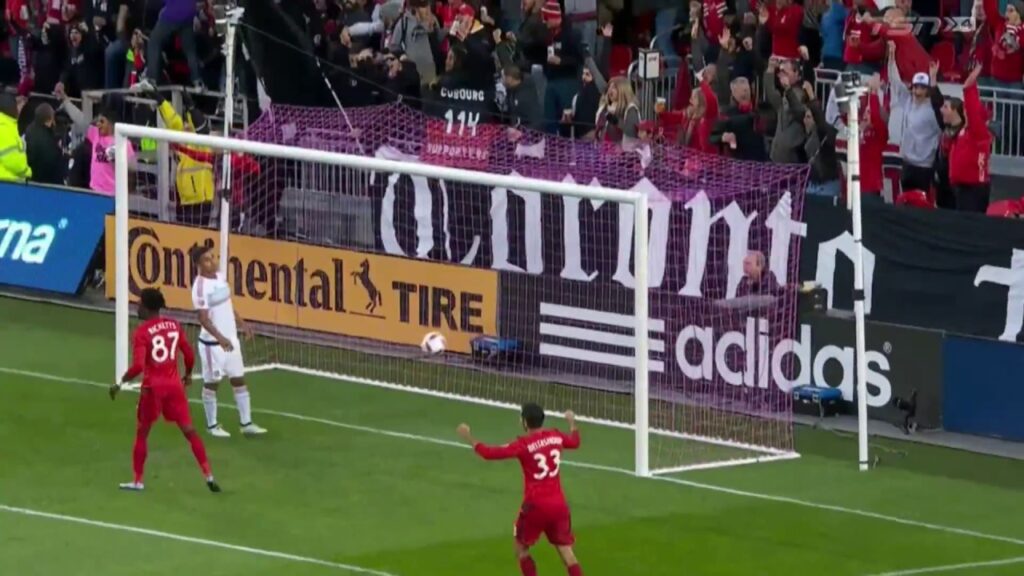 Jonathan Osorio Goal - October 23, 2016