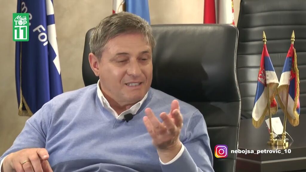 Tizer, Dragan Stojković: ...ajde brzo da damo gol, sad će 19:15...".