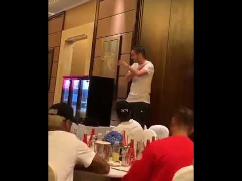 Initiation time at psg 😂🎶 ⠀ 🎤 ander herrera pablo sarabia 🎥 leo paredes