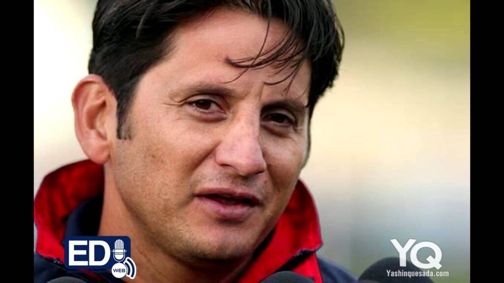 Ronald González sobre Esteban Alvarado