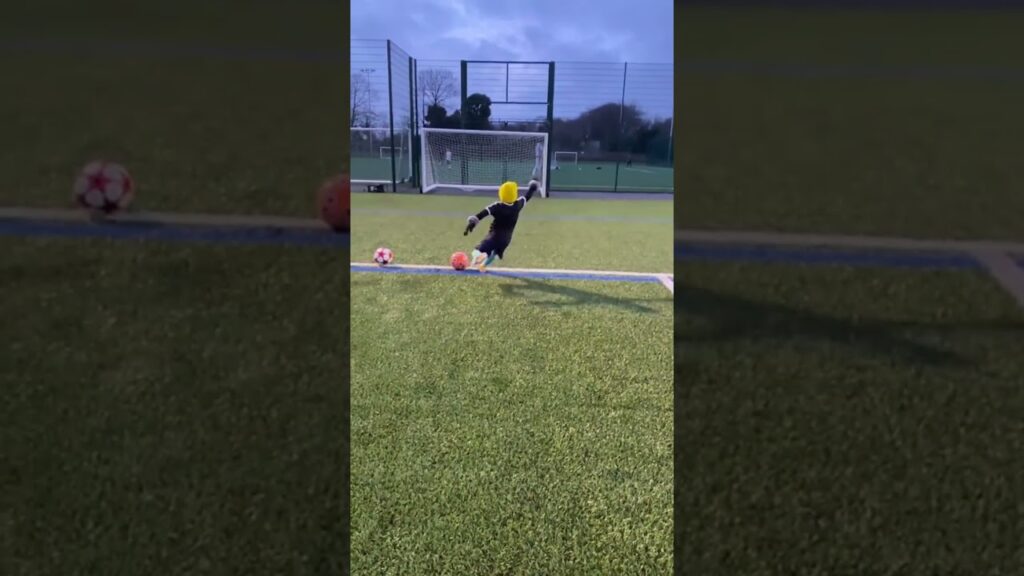 YOS ARAT #football #shorts #arathosseini