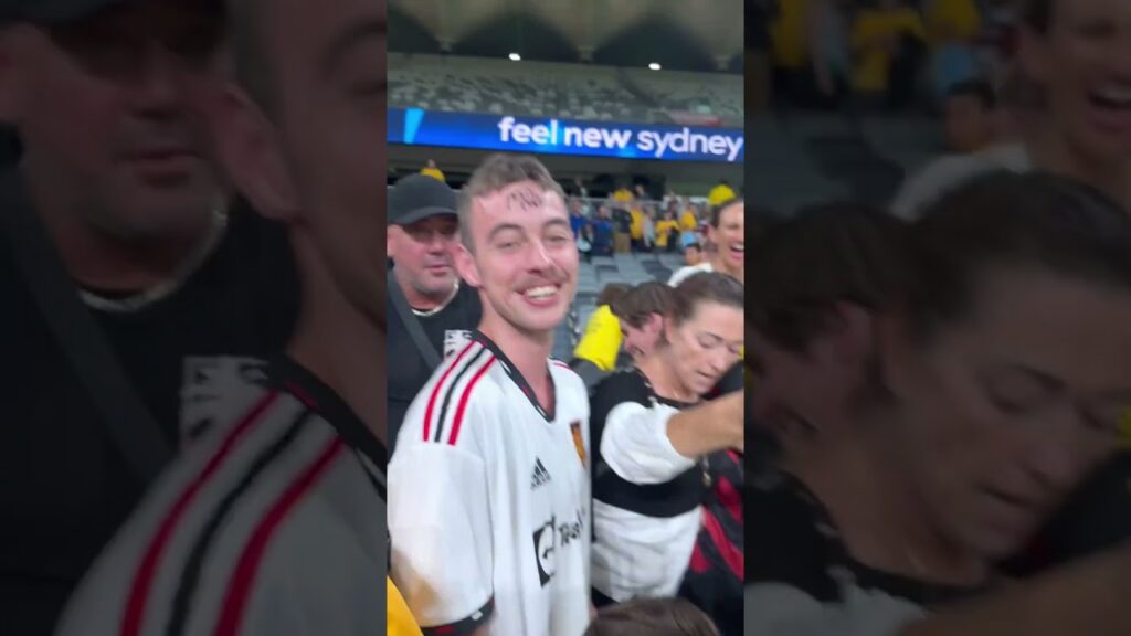 Nothing for Mitch Duke to sign? ✍️ Improvise. Adapt. Overcome. 😂 #socceroos #football #shorts