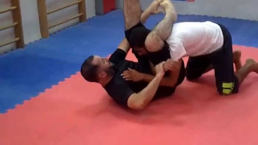 Brazilian Jiu jitsu (Triangle technique)