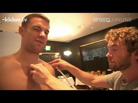 Manuel Neuer wird Wachsfigur: Die Vermessung des Weltmeisters | DER SPIEGEL