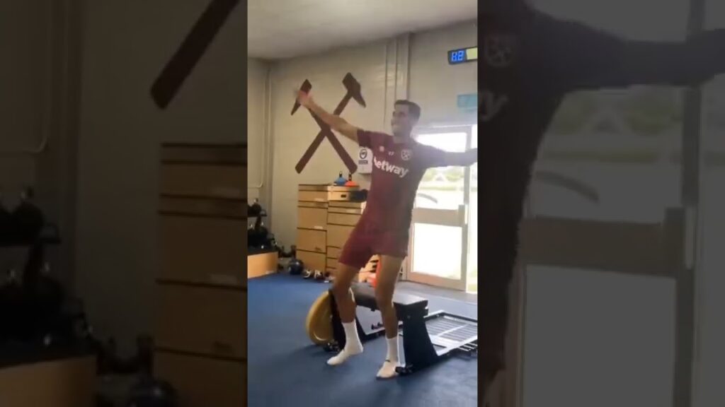 نايف أكرد شاد الستون مع ديكلان رايس 🕺😂😆🤣 #dimamaghrib #nayefaguerd #declanrice