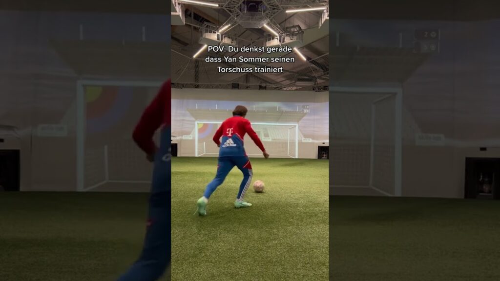 Yann Sommer beim Torschusstraining #shorts