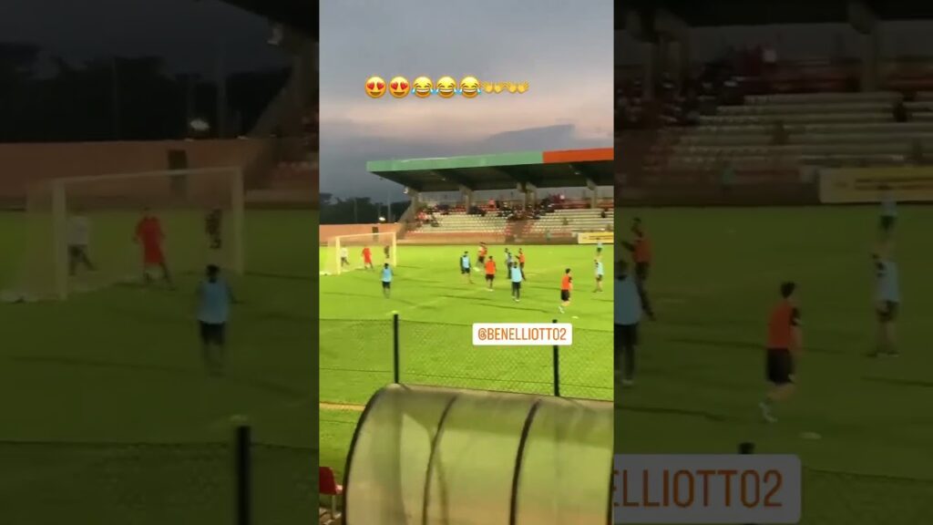 Ben Elliott Njongoue marque un but sensationnel lors de son premier entraînement avec le Cameroun