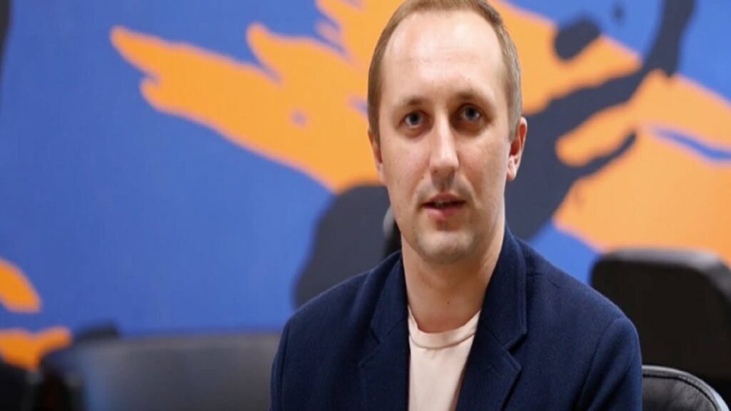 QUIZ LIVE: MATEUSZ ROKUSZEWSKI - OSĄD SUPERBOHATERA