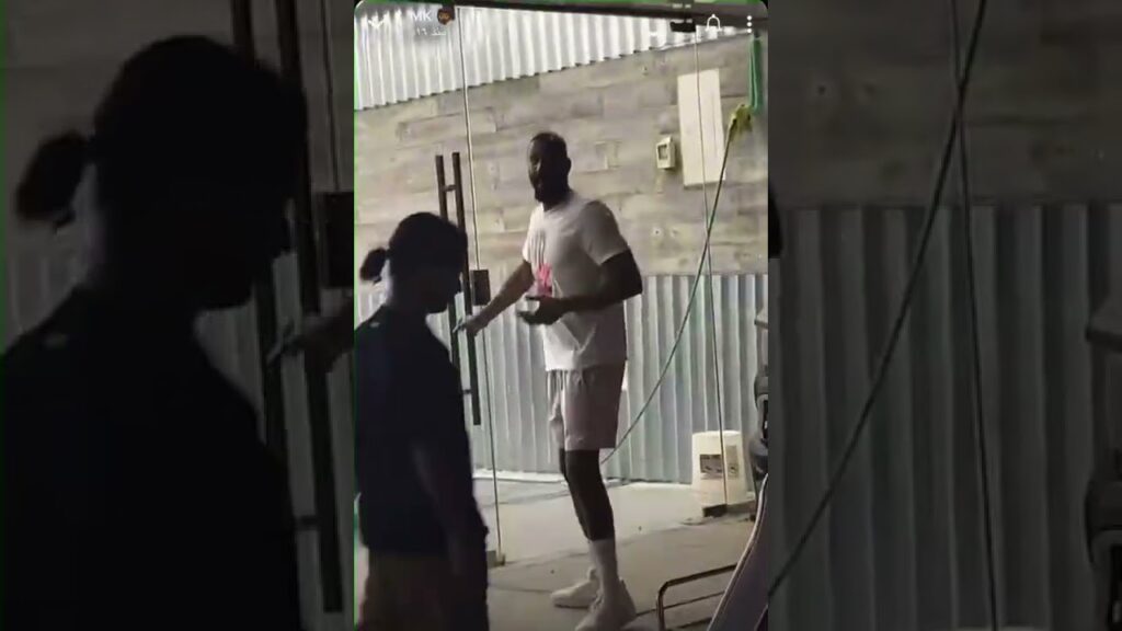 محمد كنو برفقة وليد عبدالله 😂