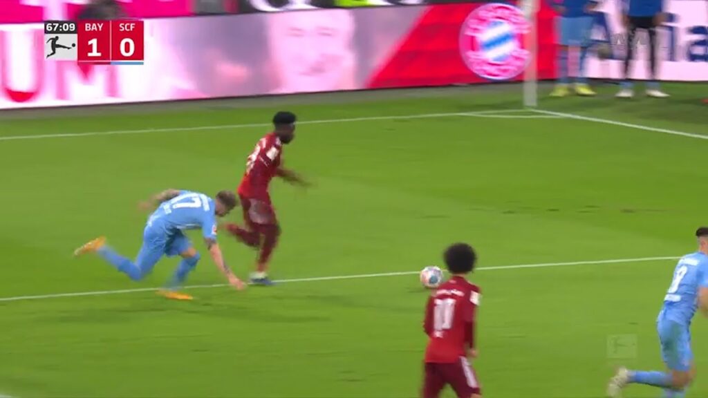 Alphonso Davies Is UNSTOPPABLE In 2022 - Insane Speed & Skills