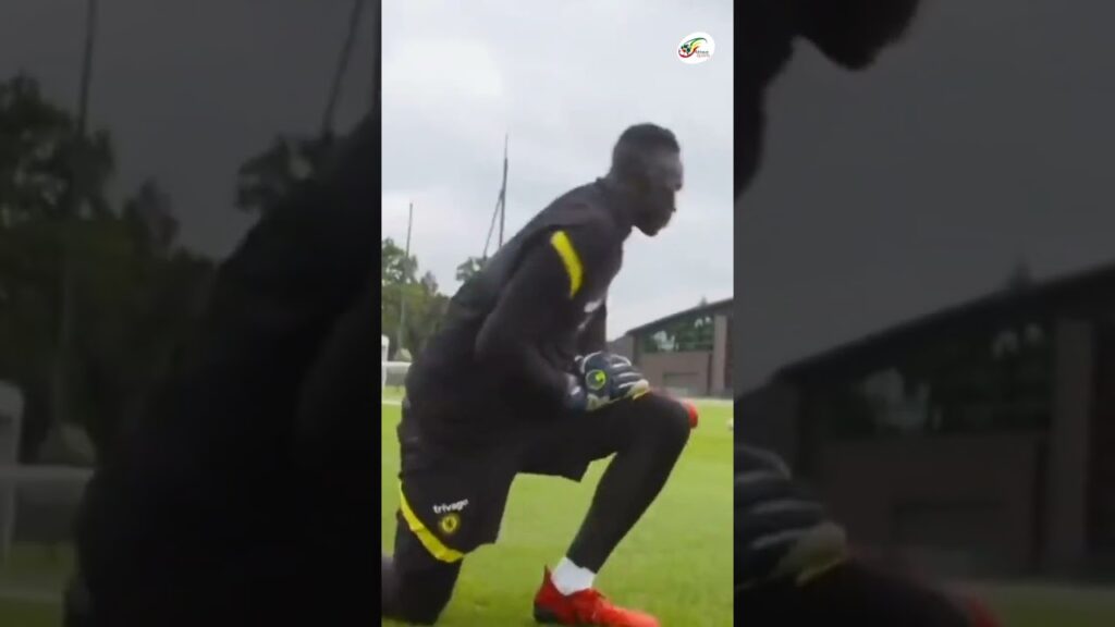 La forte déclaration d'Edouard Mendy après son opération à la main  "Malheureusement"