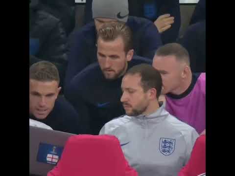 Jordan Henderson, Harry Kane ve Wayne Rooney :)