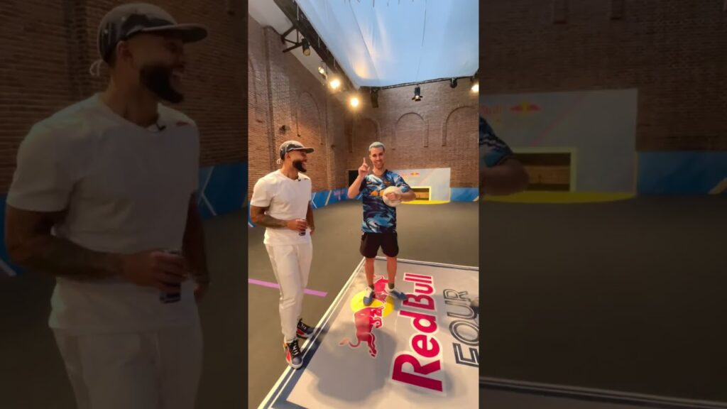 MEMPHIS DEPAY REACCIONA A MIS TRUCOS DE FUTBOL FREESTYLE