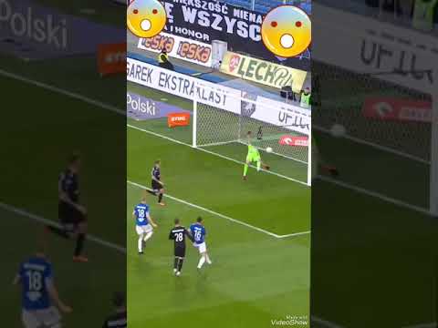 Kamil Grosicki - STRZELIŁ PODCINKĄ* Rzut Karny * 😱😱😱 ( Lech Poznań vs Pogoń Szczecin ) #shorts