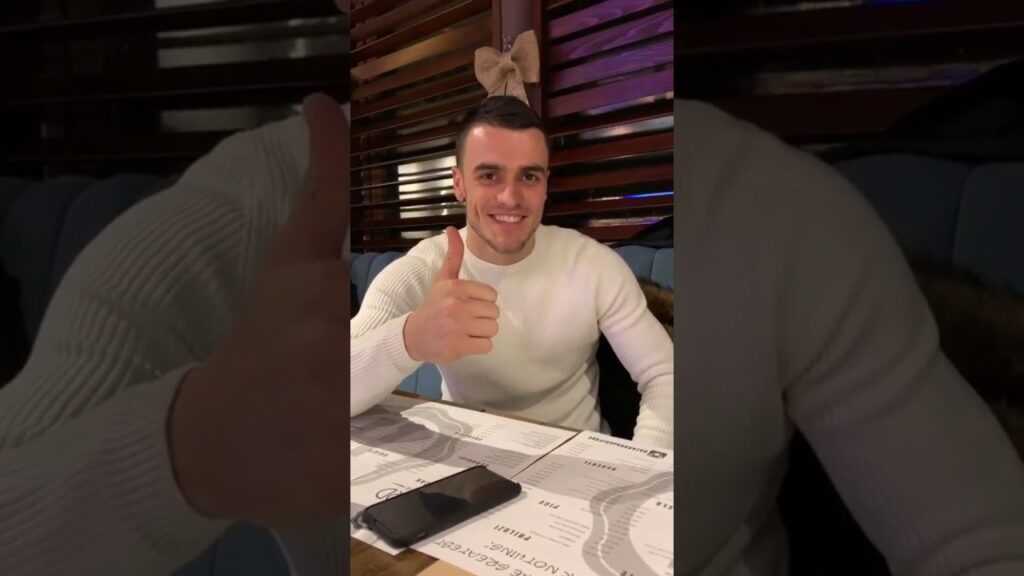 Filip Kostić Vam čestita Novu godinu i Božićne praznike