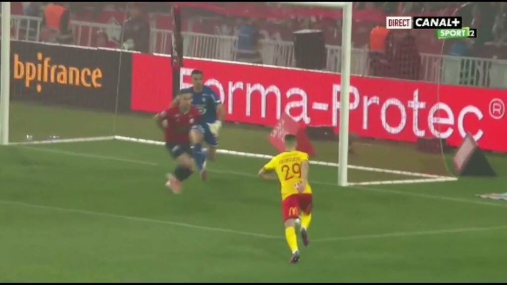 Frankowski z golem vs Lille (16.04.2022)