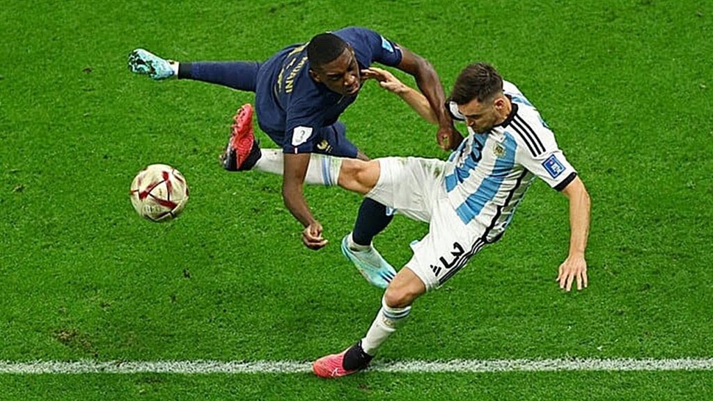 CUANDO ES IMPOSIBLE PASAR A NICOLÁS TAGLIAFICO...