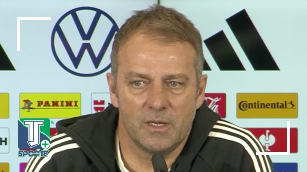 Hansi Flick spricht vor dem Spiel zwischen Deutschland und Belgien