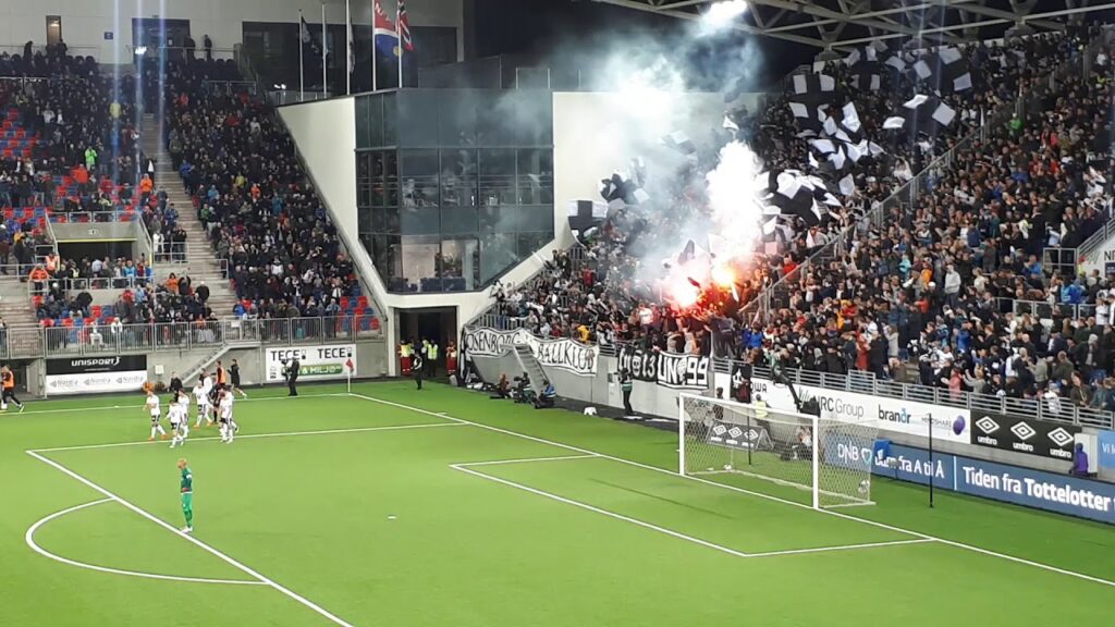 Issam Jebali scorer Rosenborgs 3-2 vinnermål mot Vålerenga på Intility Arena 16. Sep. 2018