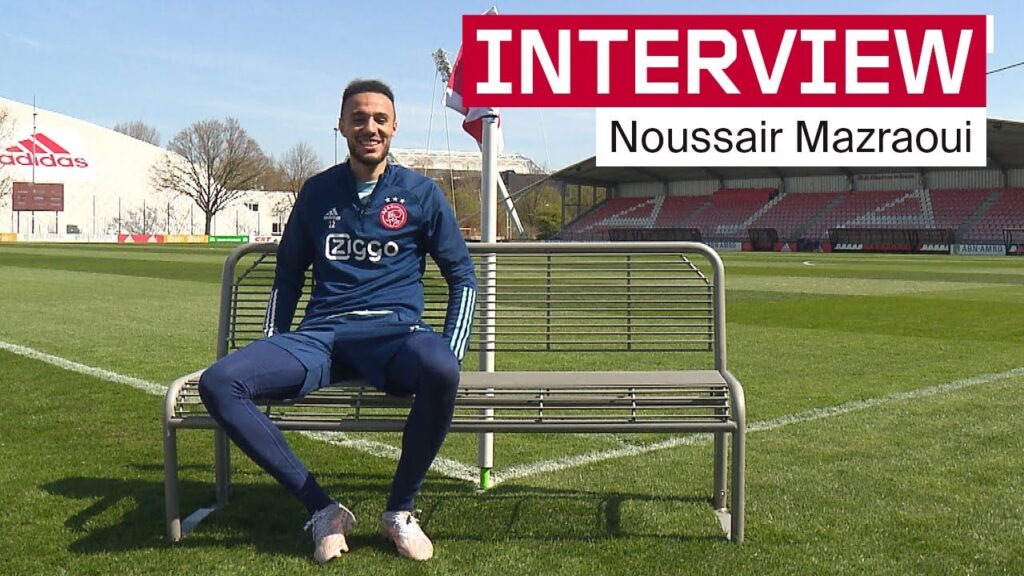 Mazraoui: ‘Ik zat weken thuis en te fietsen op standje oma’