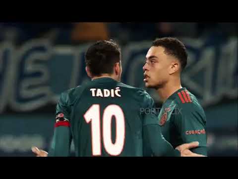 Dusan Tadic Absolutely Loses His Head And Squares Up To Teammate Sergino Dest