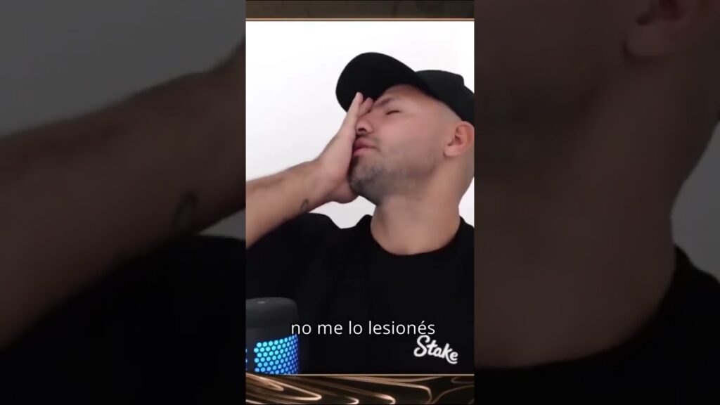 Cuando te enterás que Otamendi se va a cruzar con Leo Messi y Fideo Di María a días del Mundial 😅