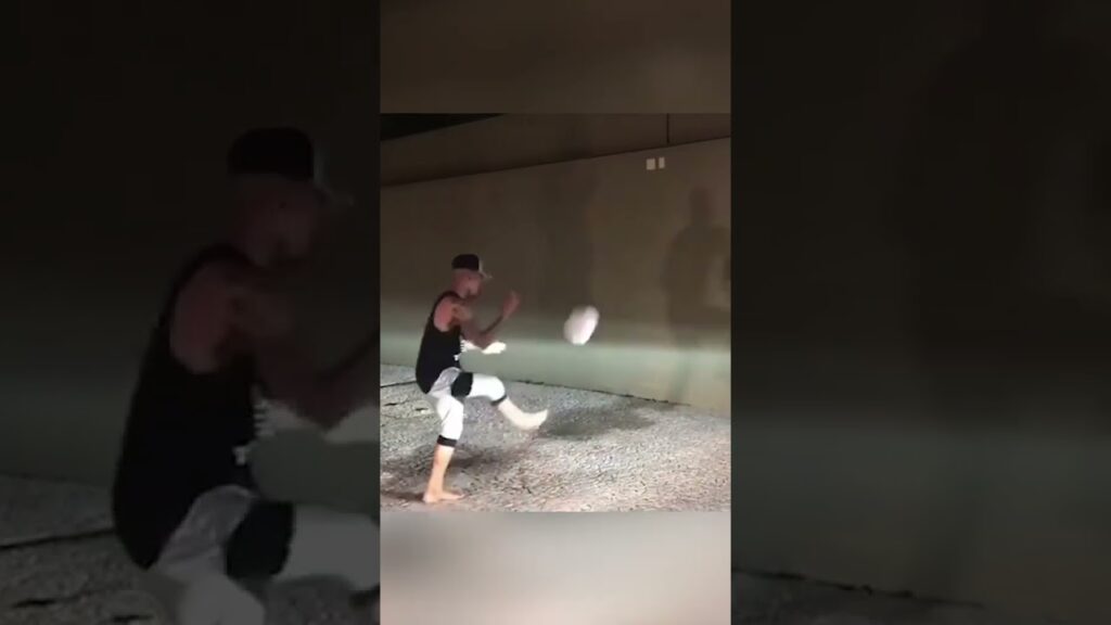 Gabriel Jesus has SO much skill 🤯 (via dejesusoficial/IG) #shorts