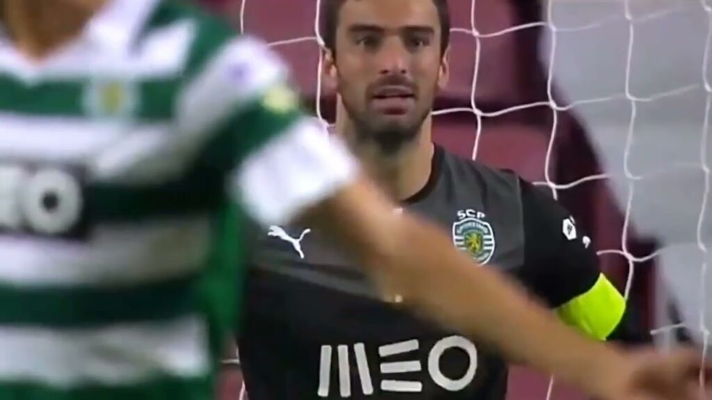 Frango de Rui Patrício resulta em Golo de Luisão pelo Benfica ⚽🦅