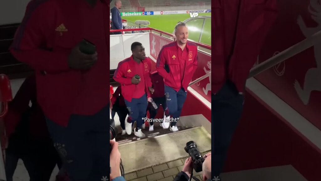 Een ✨ wijze levensles ✨ van Brobbey voor Pasveer 😂