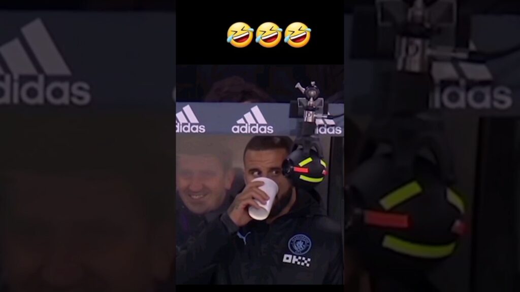 Kyle Walker and His Camera Friend 🤣 #soccer #trending #football #shorts #youtubeshorts