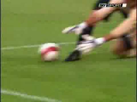 fernando muslera show!!hahahahahahaha!!!!!!!!