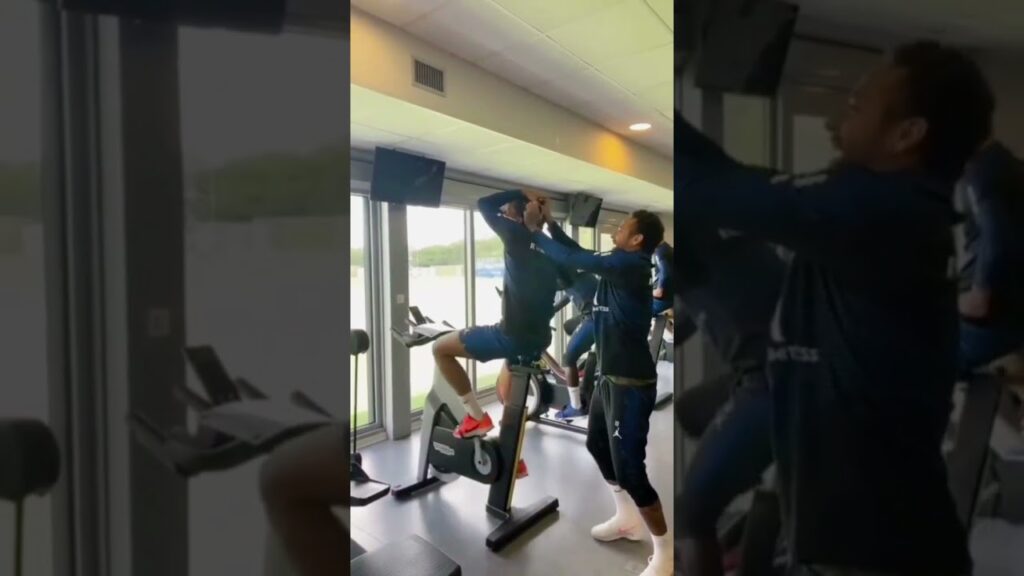 Neymar and marquinhos funny moments 😂🤣 #shorts #football #neymar #viral