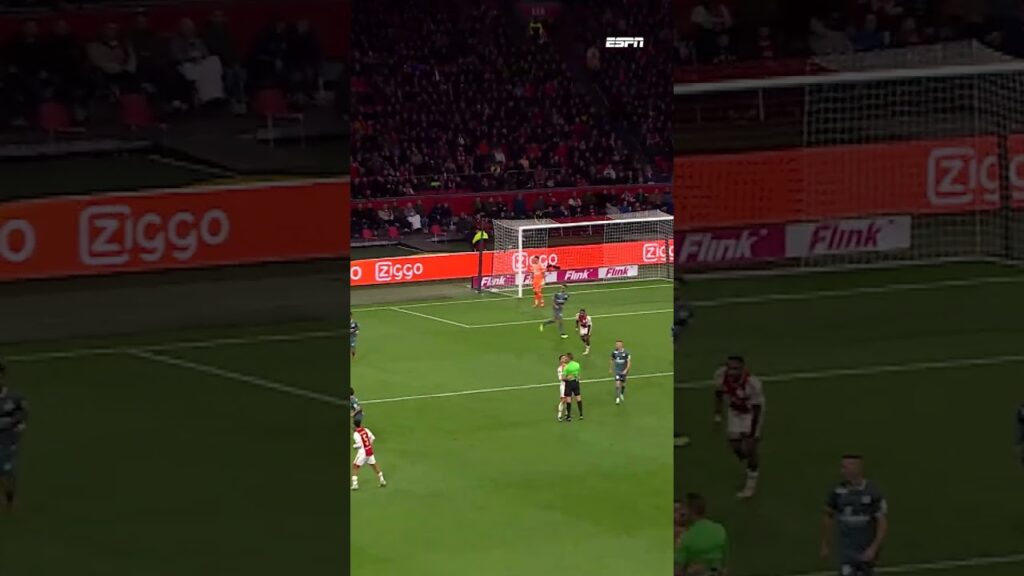 Geen knuffels voor Dusan Tadic 🙅‍♂️ #Shorts