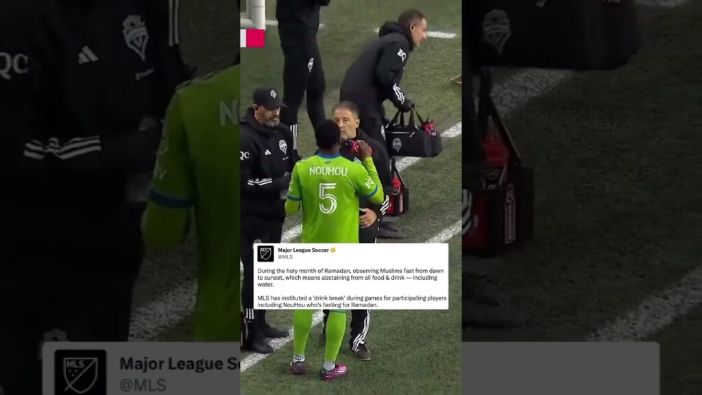 Nouhou Tolo rompant le jeûne pendant un match de MLS