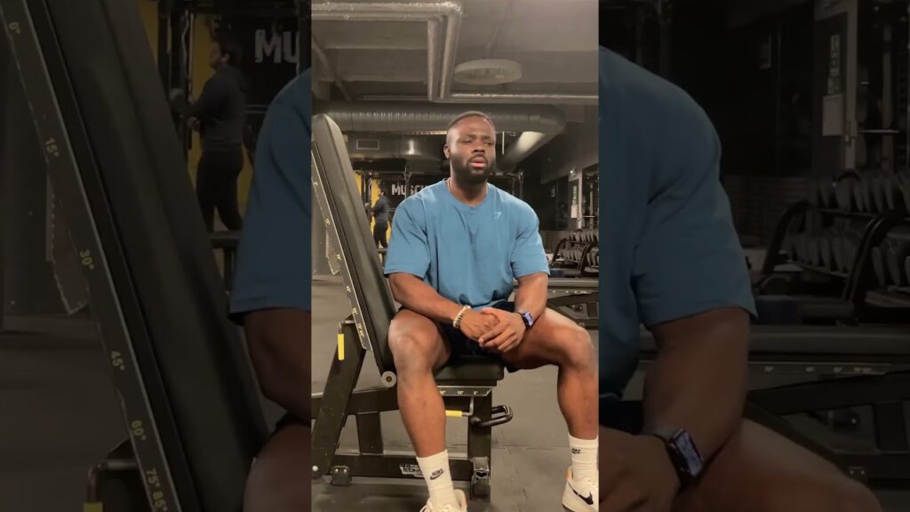 RANGE TES POIDS - MAITRE GYMS & RORO