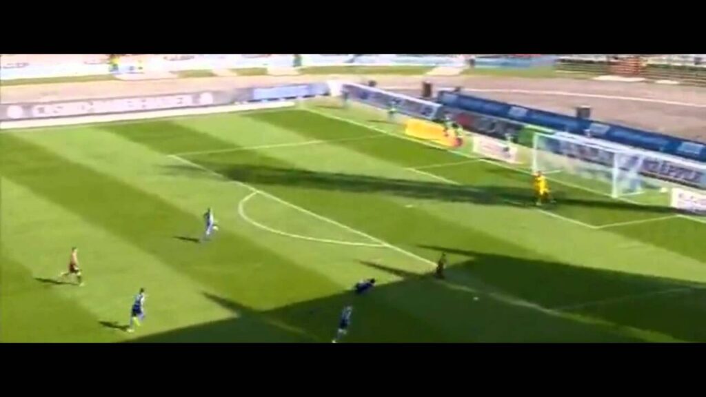 Mathew Leckie  - Skills, Goals, Assists - 2014/2015